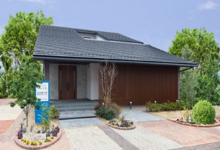 株式会社日本ハウスホールディングス